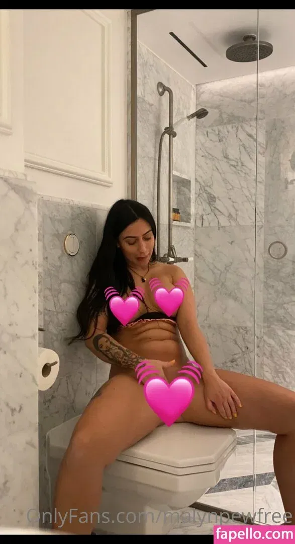 malynpewfree Onlyfans Photo Gallery 