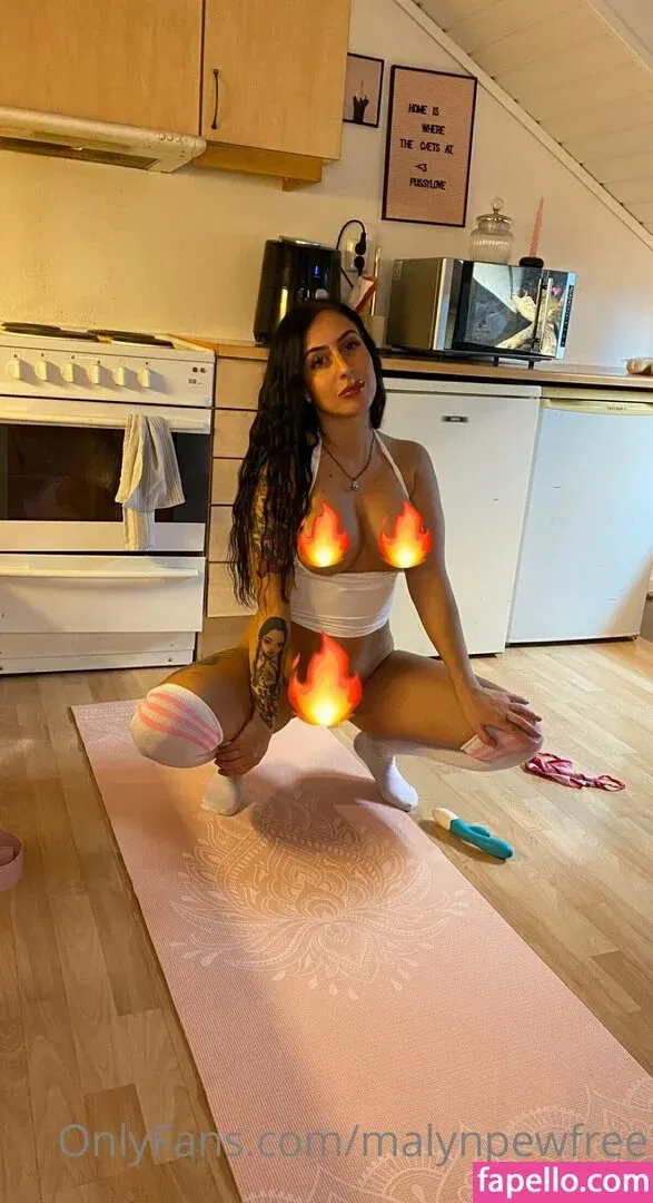 malynpewfree Onlyfans Photo Gallery 
