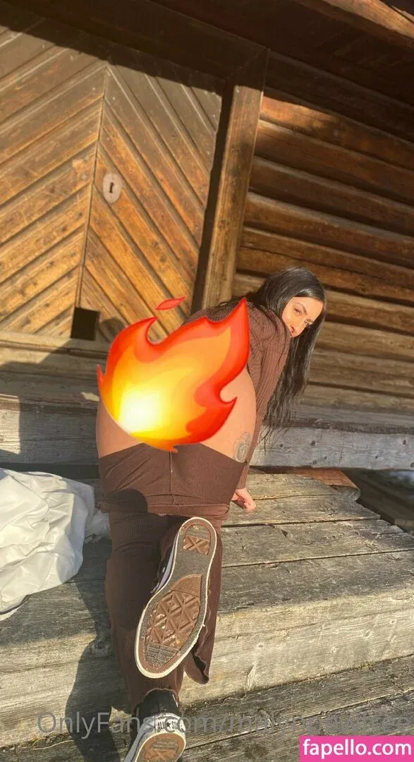 malynpewfree Onlyfans Photo Gallery 