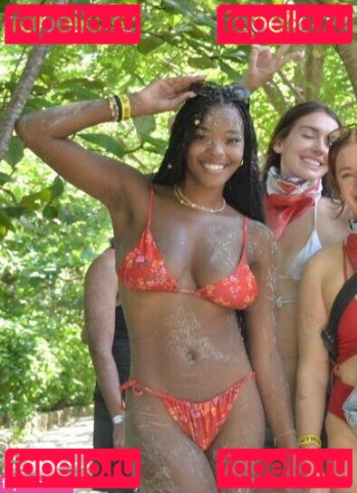 allieredmond / allieredmondd Onlyfans Photo Gallery 