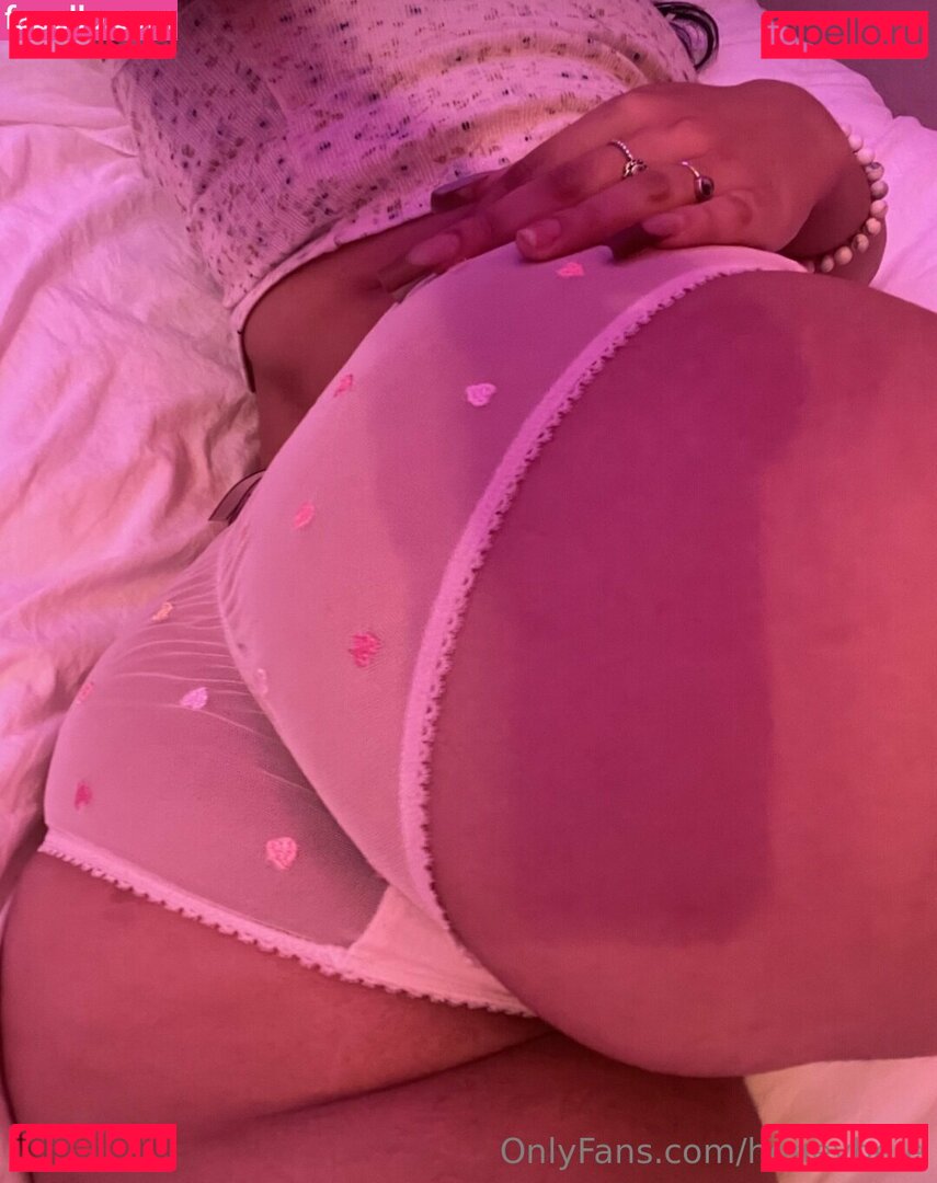 honeybe.e / imjustahoneybee Onlyfans Photo Gallery 