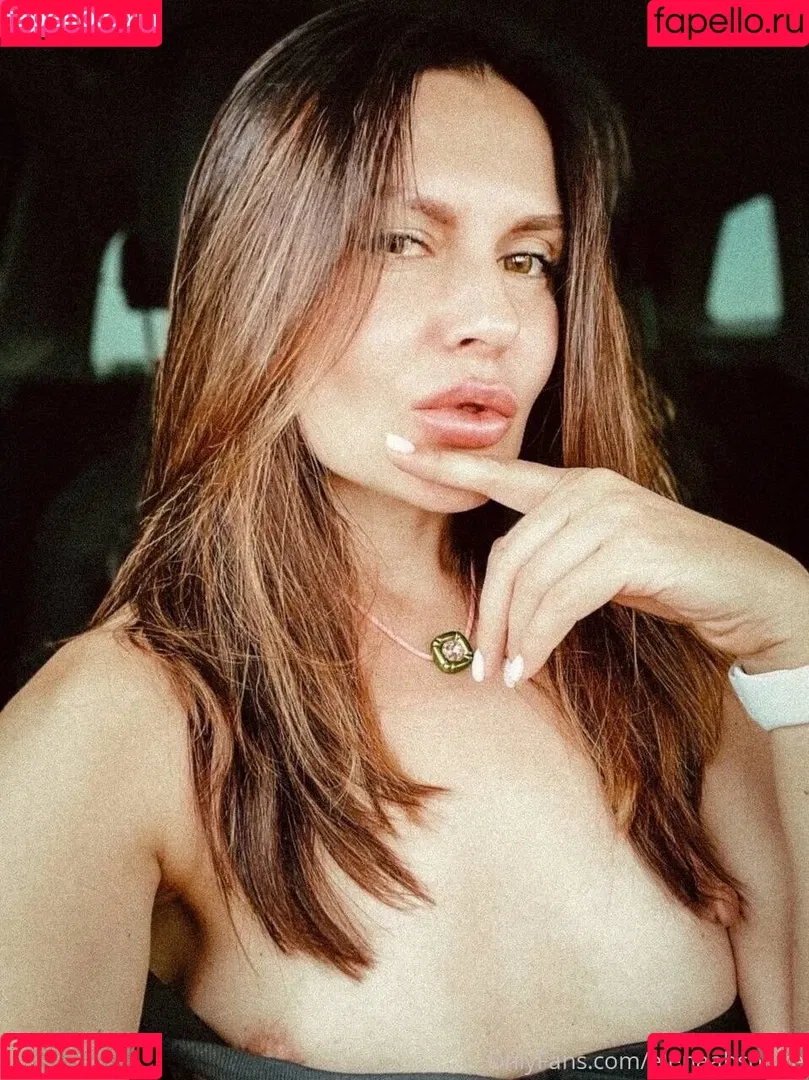 Elena Ptena Onlyfans Photo Gallery 