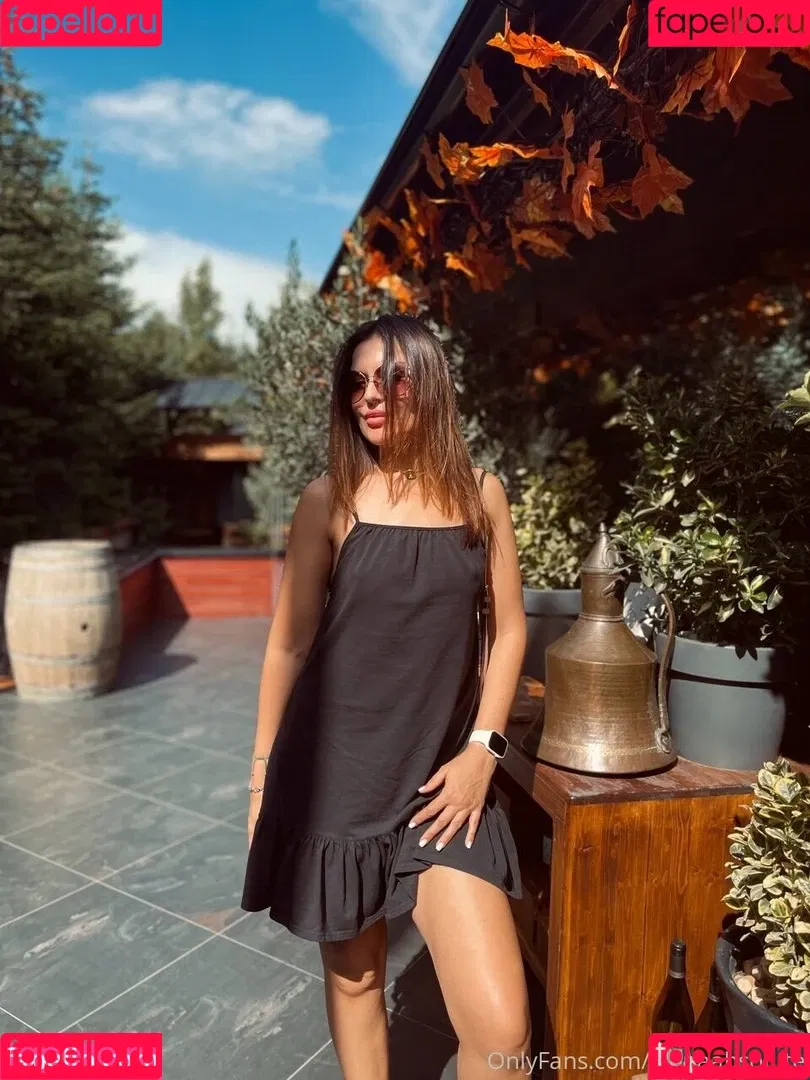 Elena Ptena Onlyfans Photo Gallery 