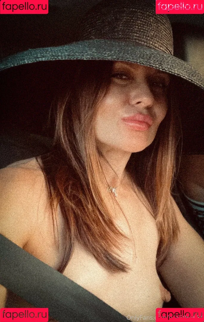 Elena Ptena Onlyfans Photo Gallery 