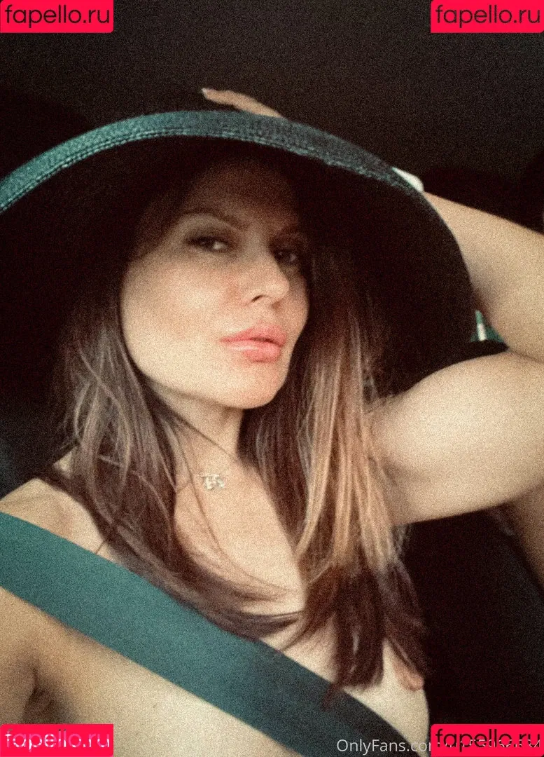 Elena Ptena Onlyfans Photo Gallery 