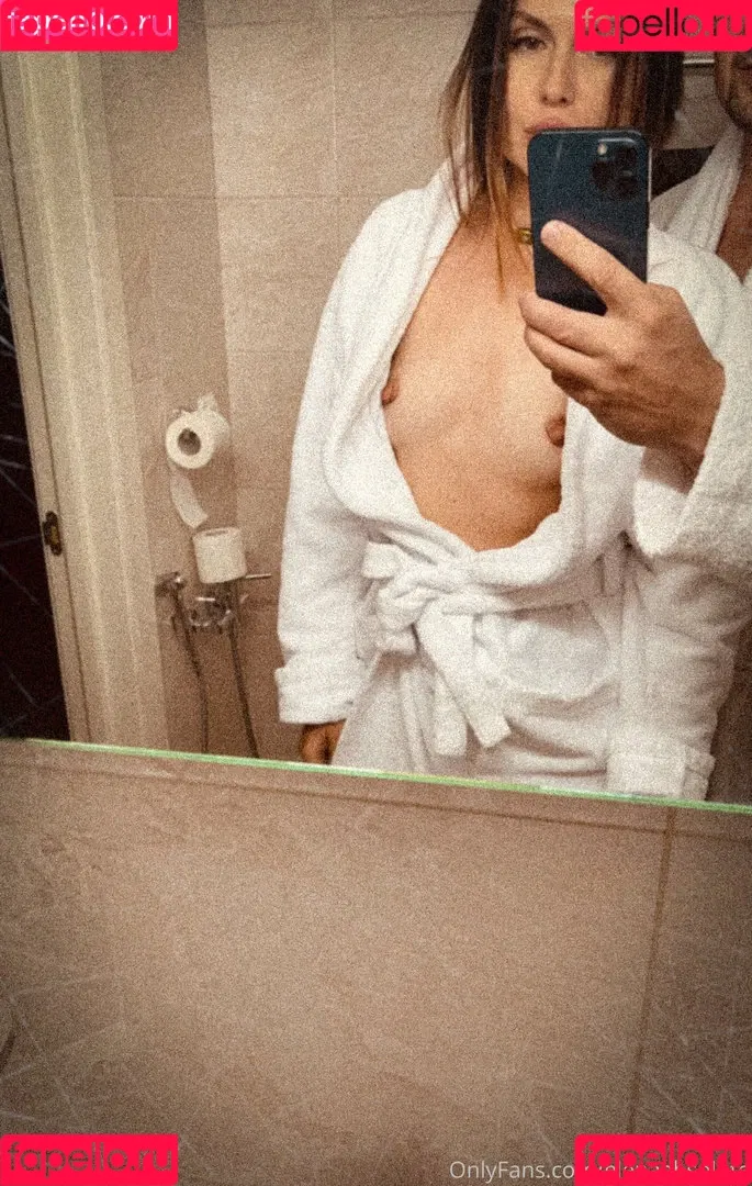 Elena Ptena Onlyfans Photo Gallery 