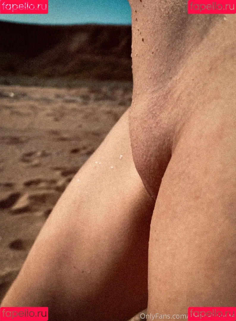 Elena Ptena Onlyfans Photo Gallery 