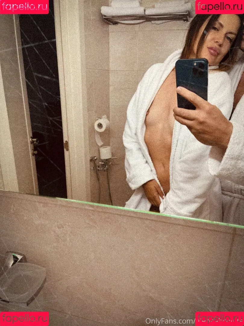 Elena Ptena Onlyfans Photo Gallery 