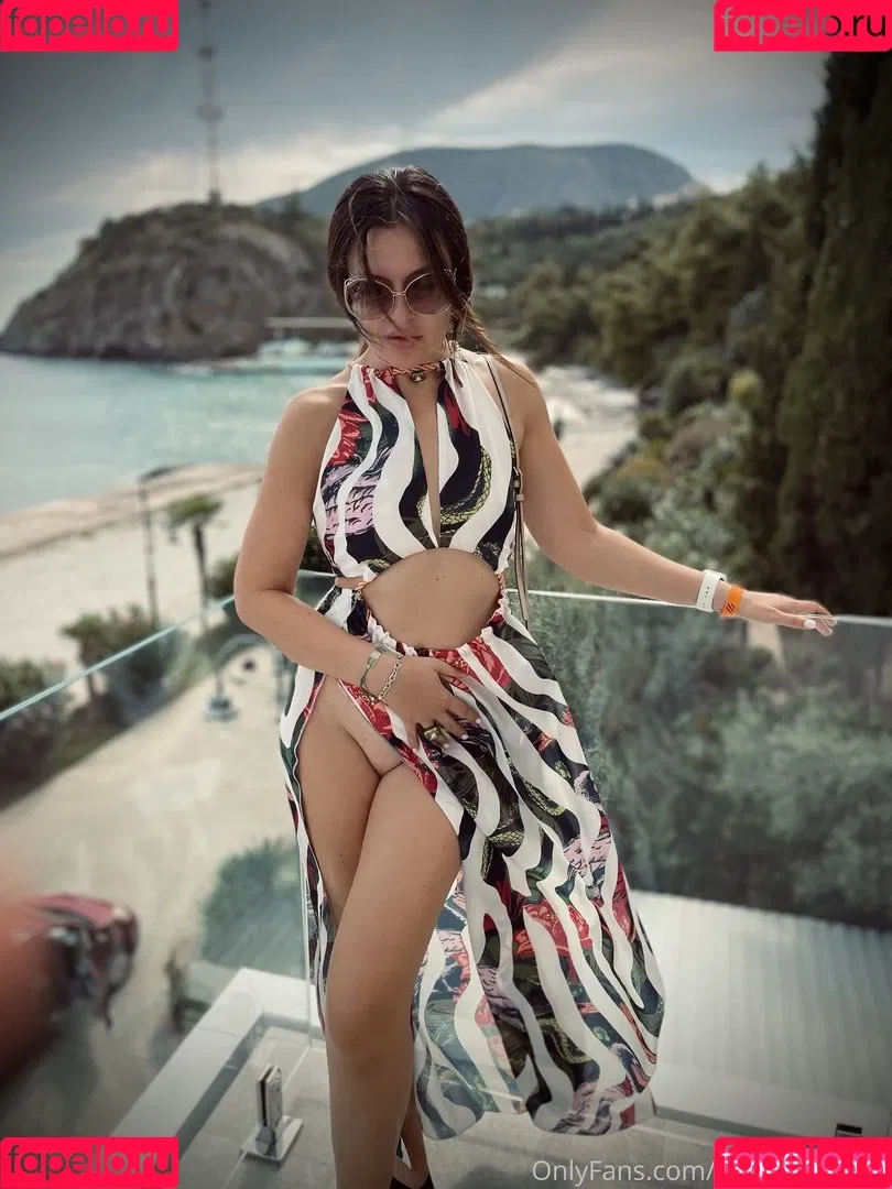 Elena Ptena Onlyfans Photo Gallery 