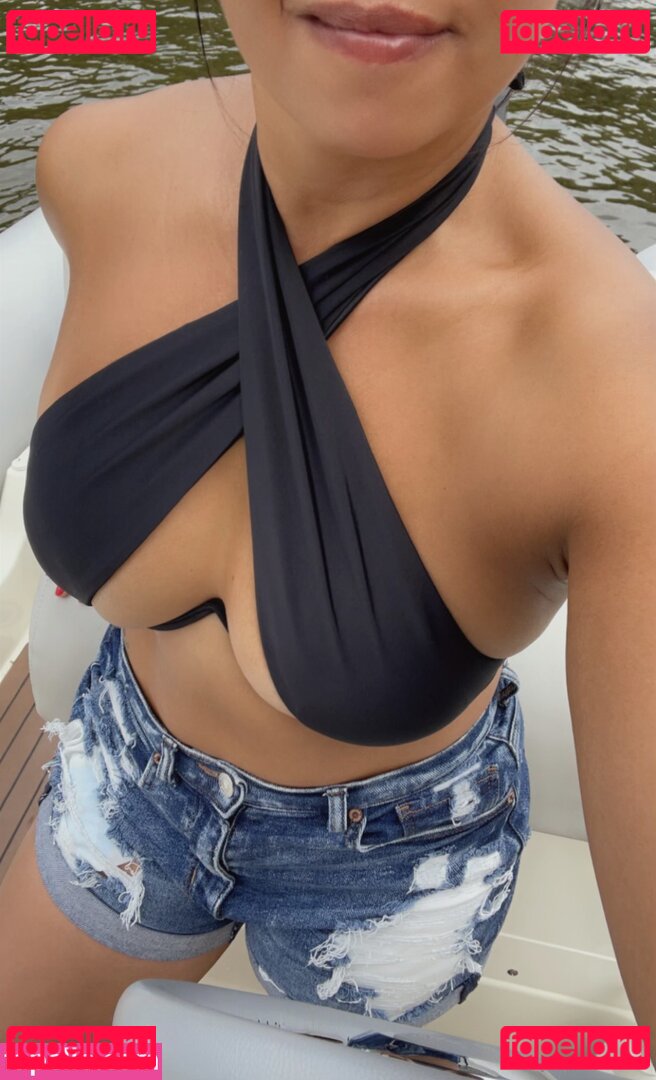 Midwest Asian / midwestasain Onlyfans Photo Gallery 