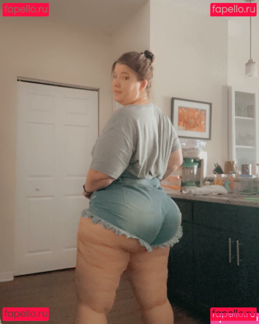 Crystal McBootay / crystalmcbootay / crystalmcbootaypage Onlyfans Photo Gallery 