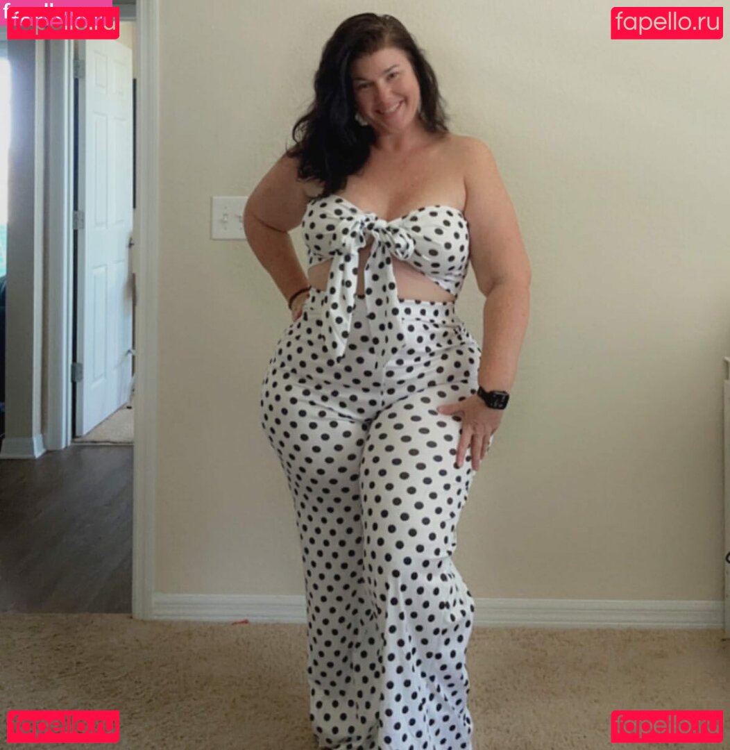 Crystal McBootay / crystalmcbootay / crystalmcbootaypage Onlyfans Photo Gallery 