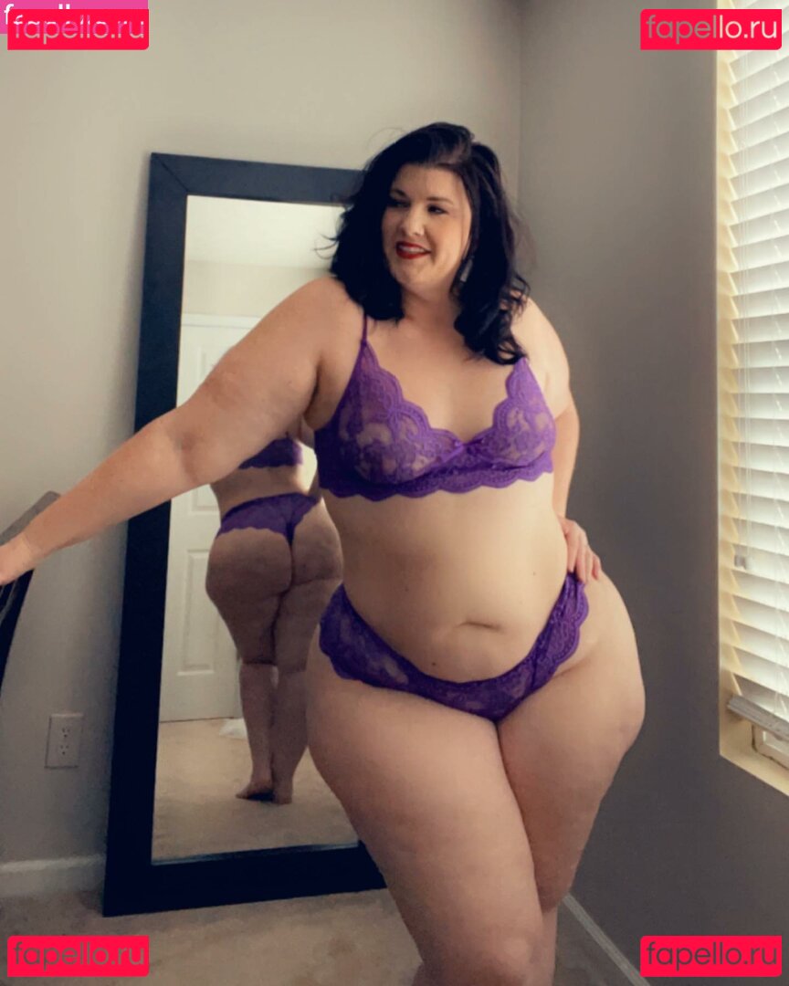 Crystal McBootay / crystalmcbootay / crystalmcbootaypage Onlyfans Photo Gallery 