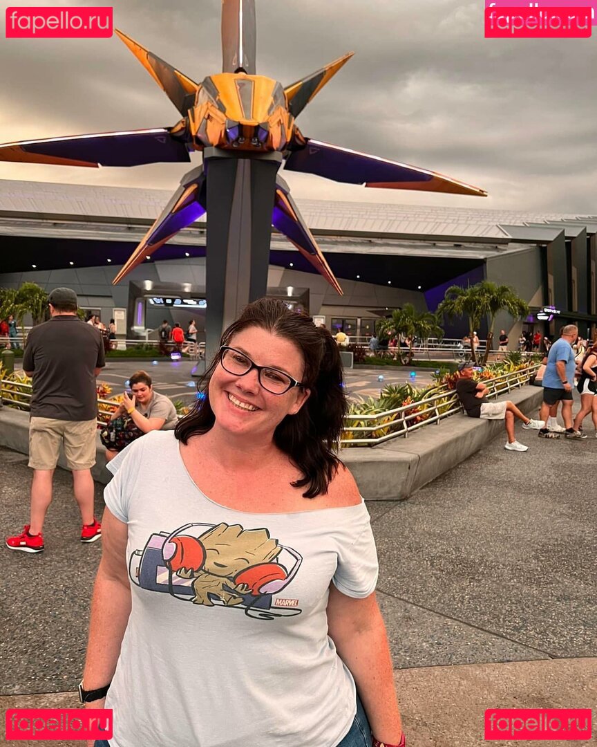 Crystal McBootay / crystalmcbootay / crystalmcbootaypage Onlyfans Photo Gallery 