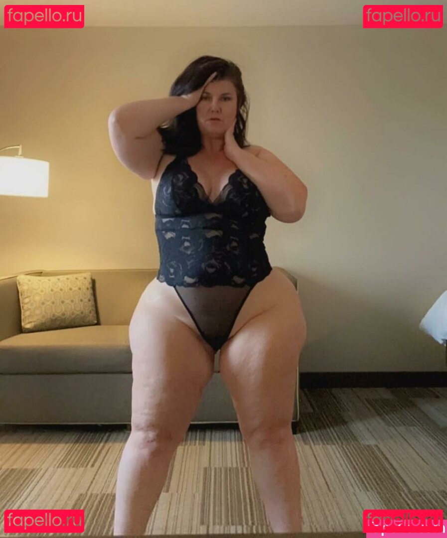 Crystal McBootay / crystalmcbootay / crystalmcbootaypage Onlyfans Photo Gallery 