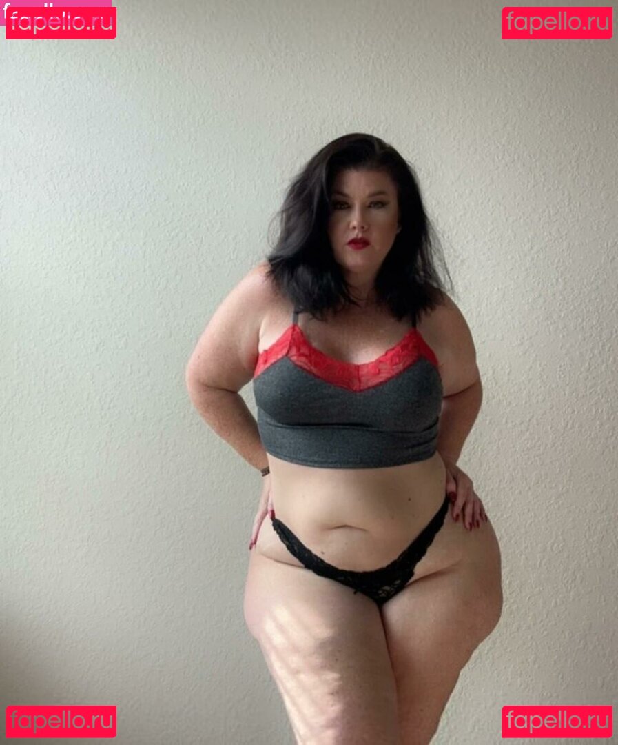 Crystal McBootay / crystalmcbootay / crystalmcbootaypage Onlyfans Photo Gallery 