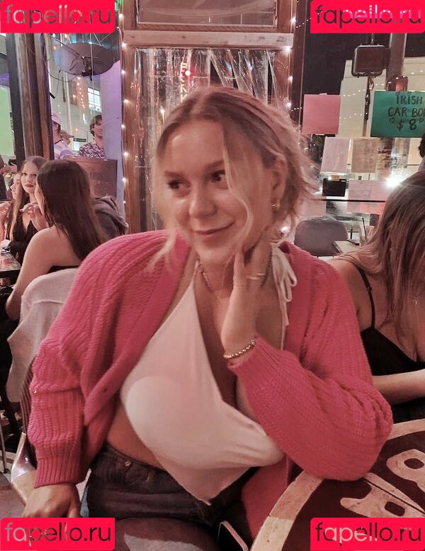 Whitney T Onlyfans Photo Gallery 