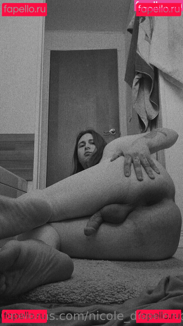 nicole_dom_trap / nicoledomuret Onlyfans Photo Gallery 