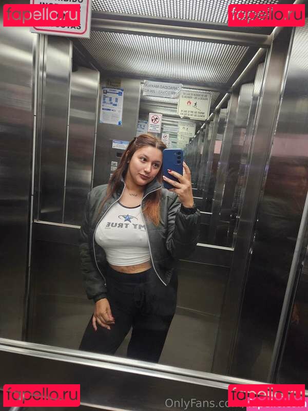 melaniectn / teenmelanie Onlyfans Photo Gallery 