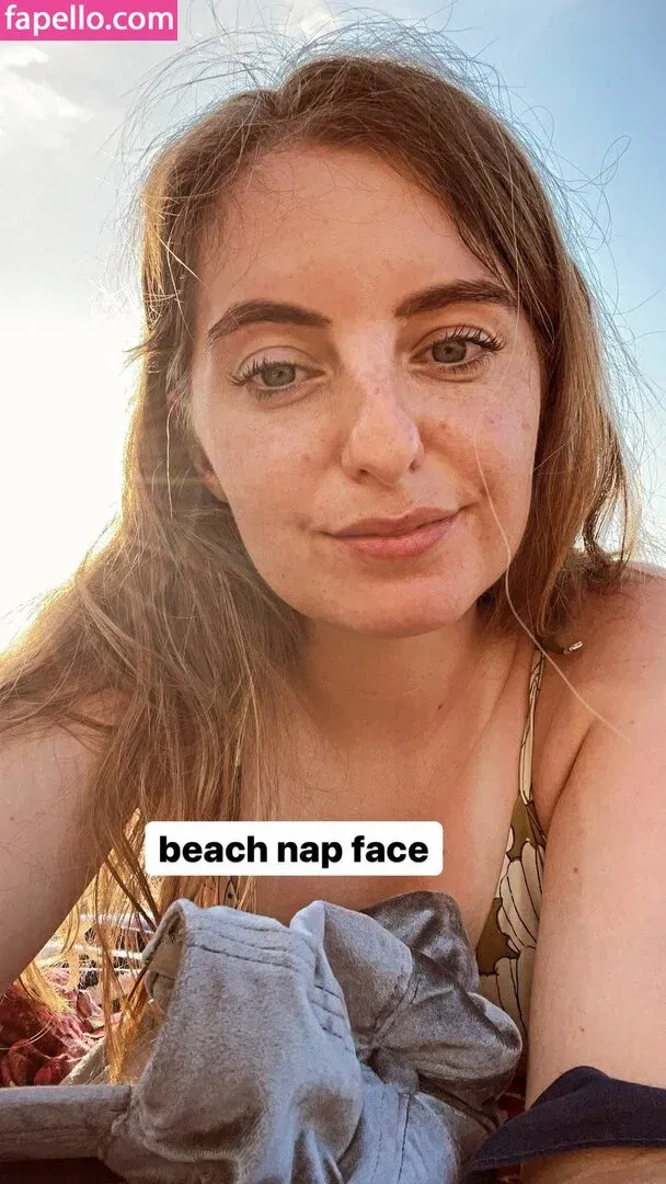 Averytinyleaf Onlyfans Photo Gallery 