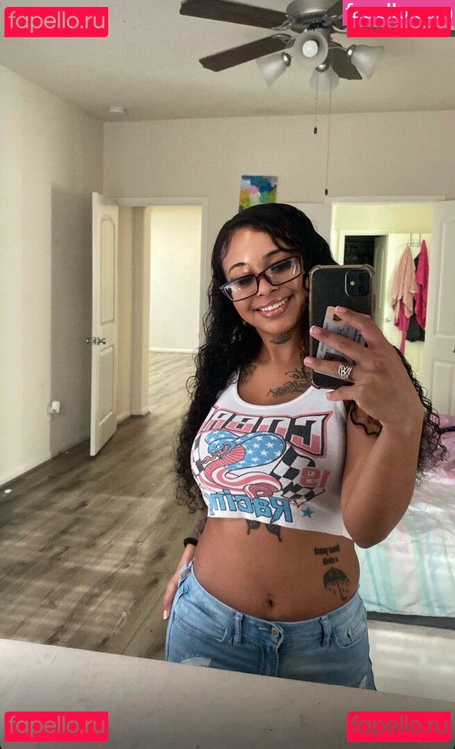 babiekmoney / prettyvae1_ Onlyfans Photo Gallery 