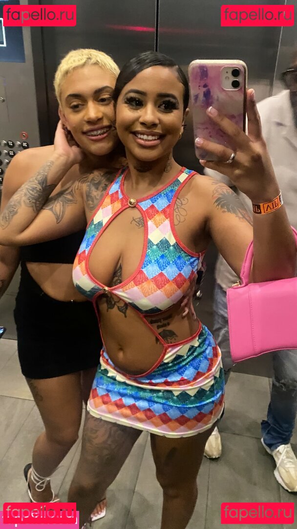 babiekmoney / prettyvae1_ Onlyfans Photo Gallery 