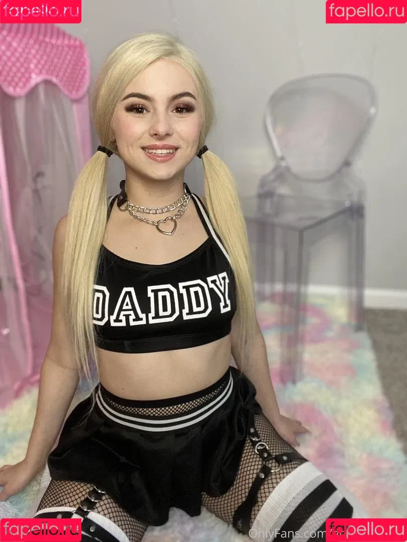 ariabanksxxx Onlyfans Photo Gallery 