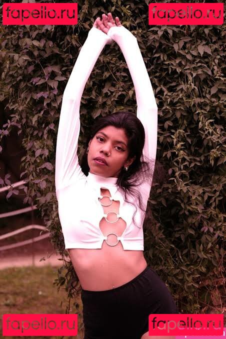 Desi Devi / desidevi / reason_prod / thedesidevi Onlyfans Photo Gallery 