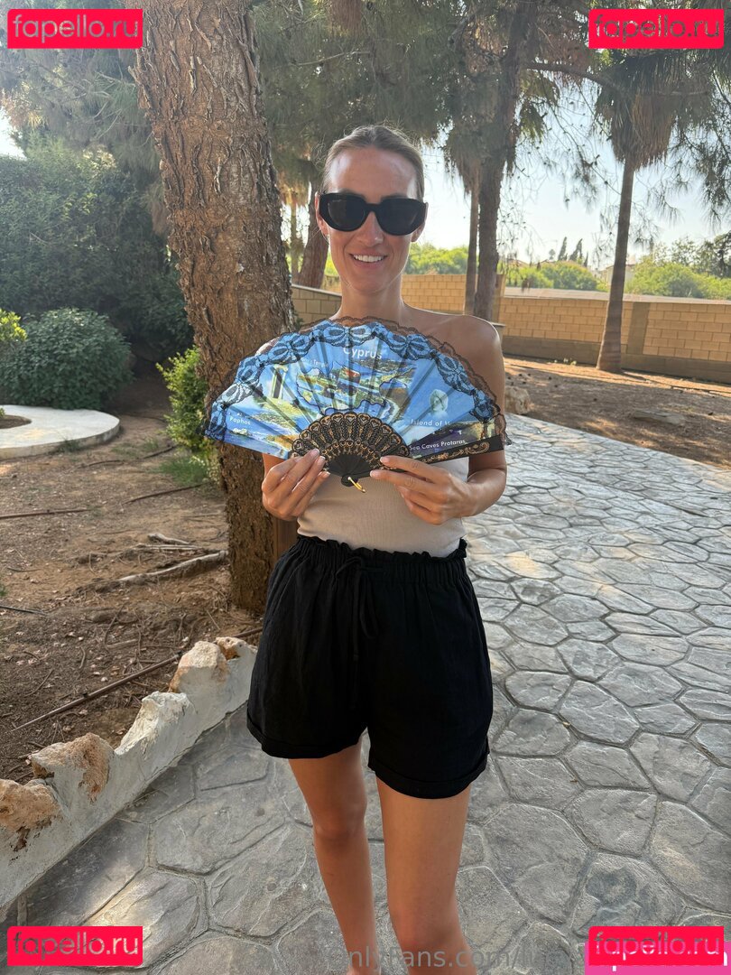 lifewithlucyanne / lucyannebrooks Onlyfans Photo Gallery 