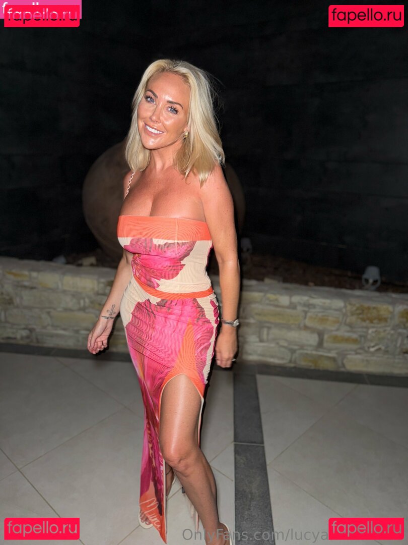 lifewithlucyanne / lucyannebrooks Onlyfans Photo Gallery 