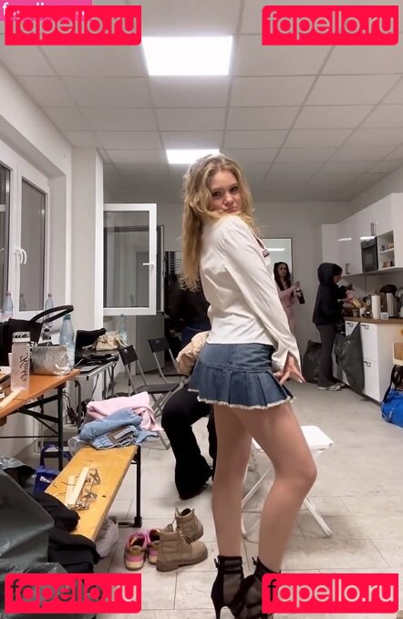 Chiara Tews / chiaratews Onlyfans Photo Gallery 