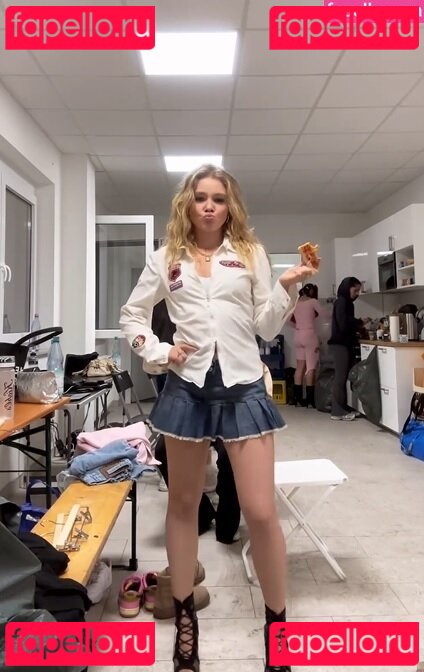 Chiara Tews / chiaratews Onlyfans Photo Gallery 