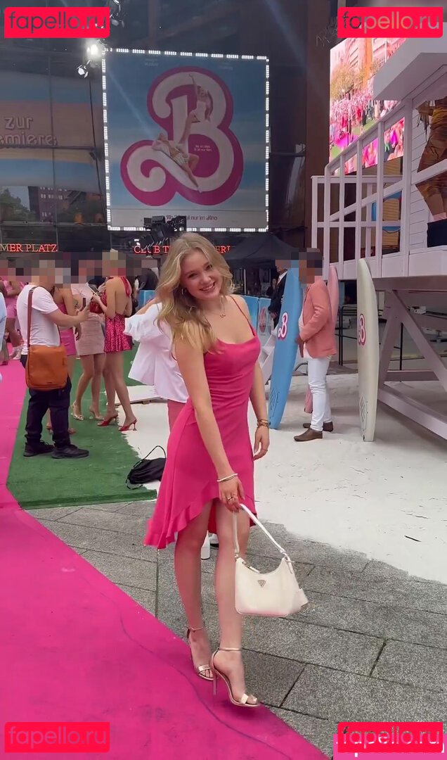 Chiara Tews / chiaratews Onlyfans Photo Gallery 