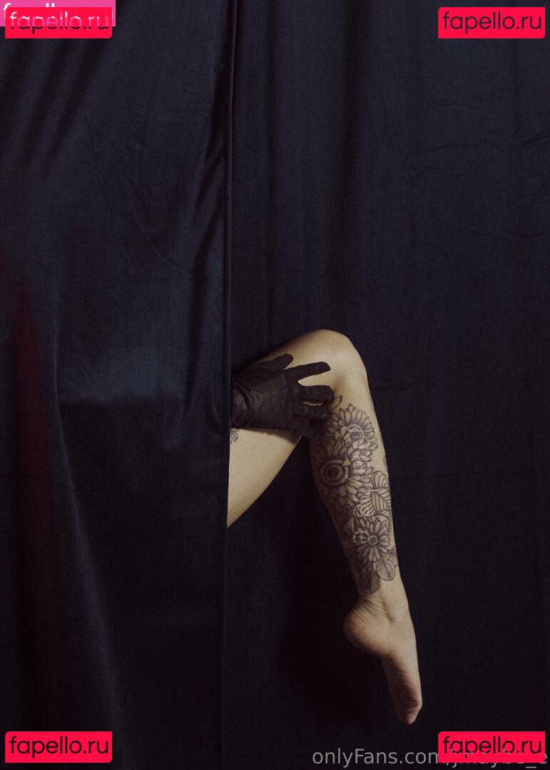 jmaybe_e / jmaybe_efree Onlyfans Photo Gallery 