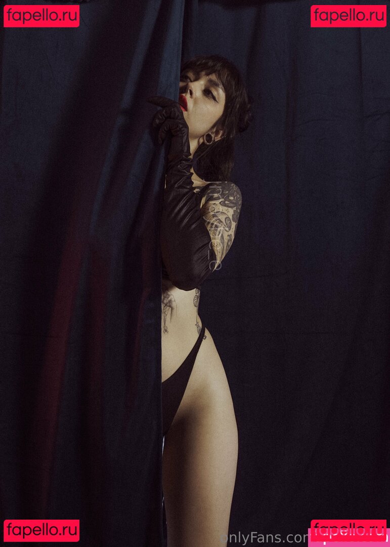 jmaybe_e / jmaybe_efree Onlyfans Photo Gallery 