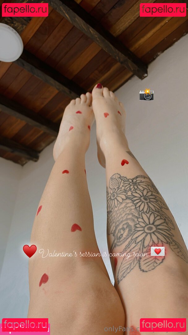 jmaybe_e / jmaybe_efree Onlyfans Photo Gallery 