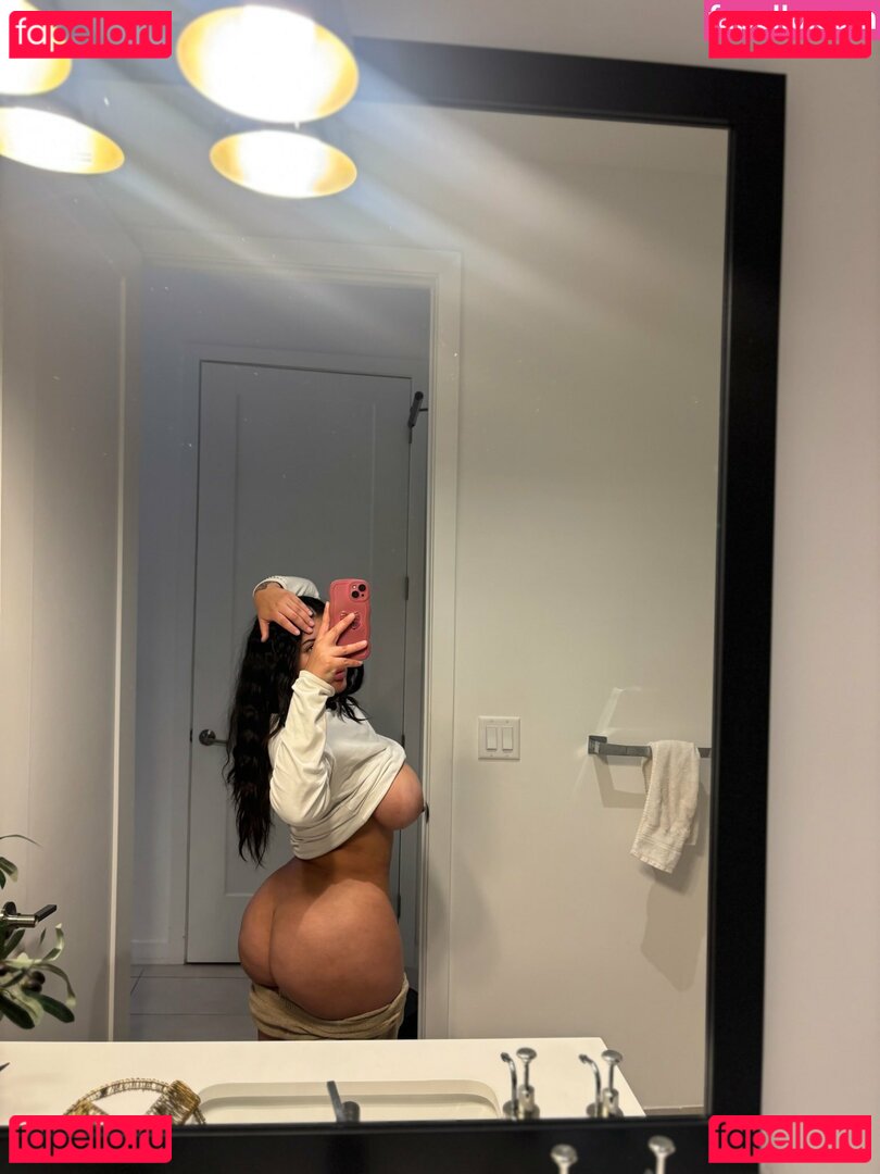 ParlayPrincesa / iriisileaa Onlyfans Photo Gallery 