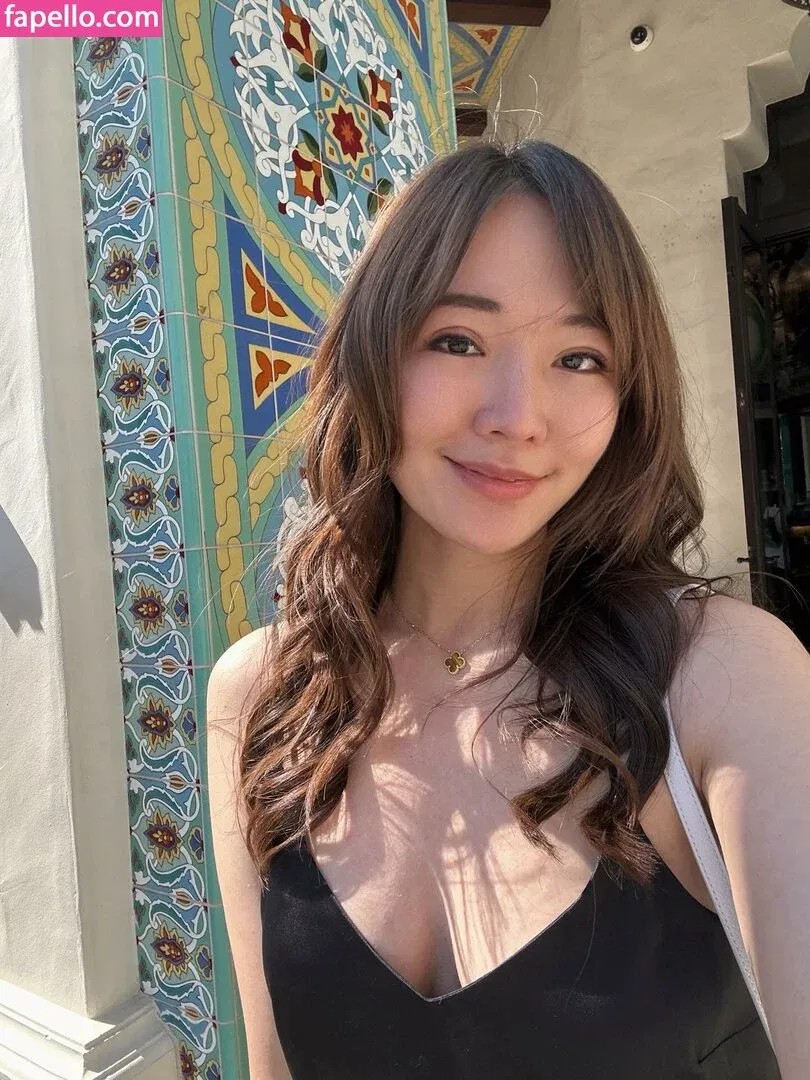 Emily Wang Onlyfans Photo Gallery 