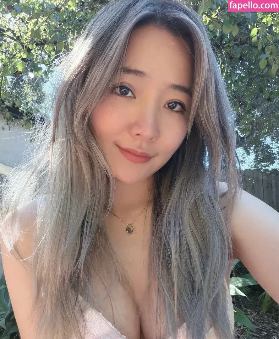 Emily Wang Onlyfans Photo Gallery 