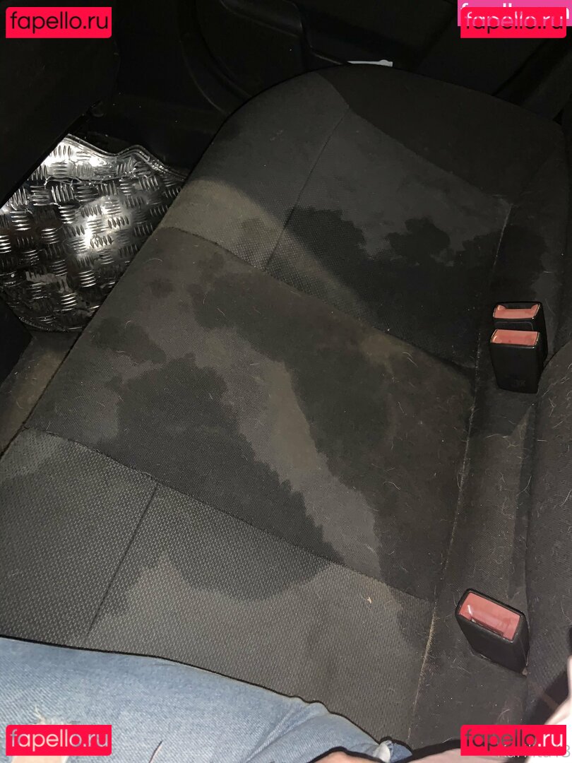 strawverryfields / violeta.straw Onlyfans Photo Gallery 