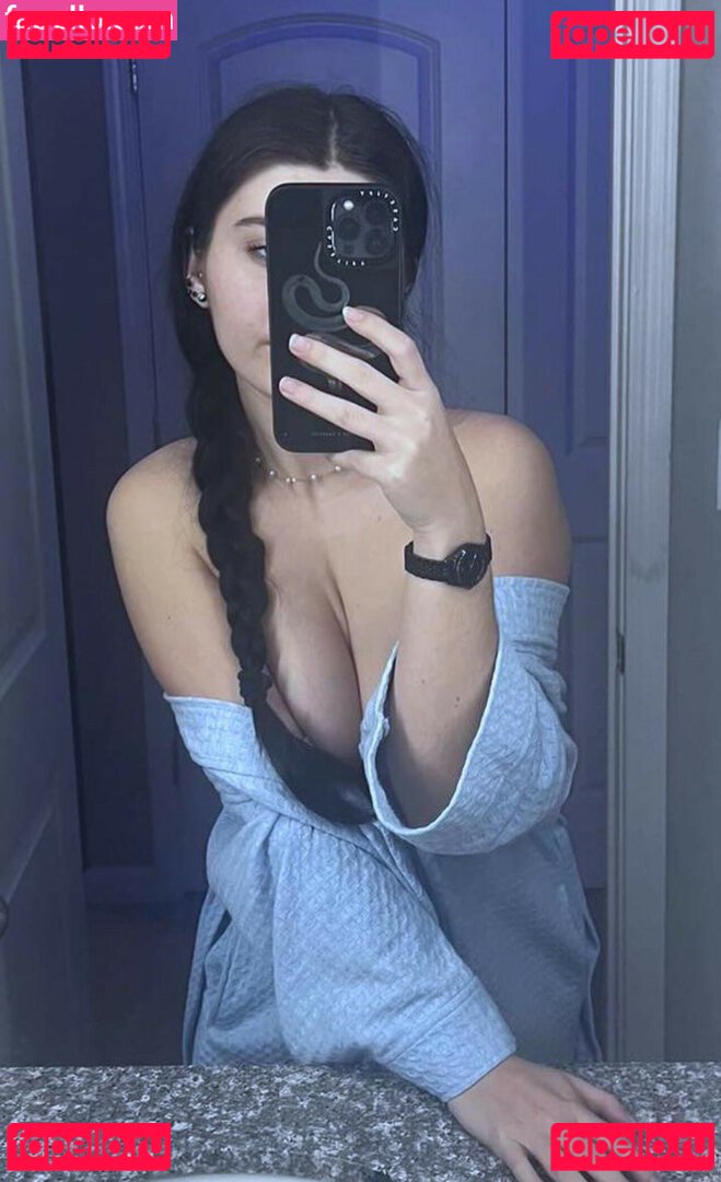 bigtitmik / mgeer1 / mikayla geer / mikgeer Nude Onlyfans Photo 39