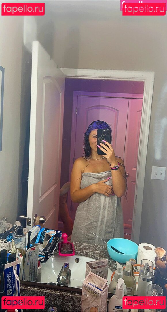 bigtitmik / mgeer1 / mikayla geer / mikgeer Nude Onlyfans Photo 29