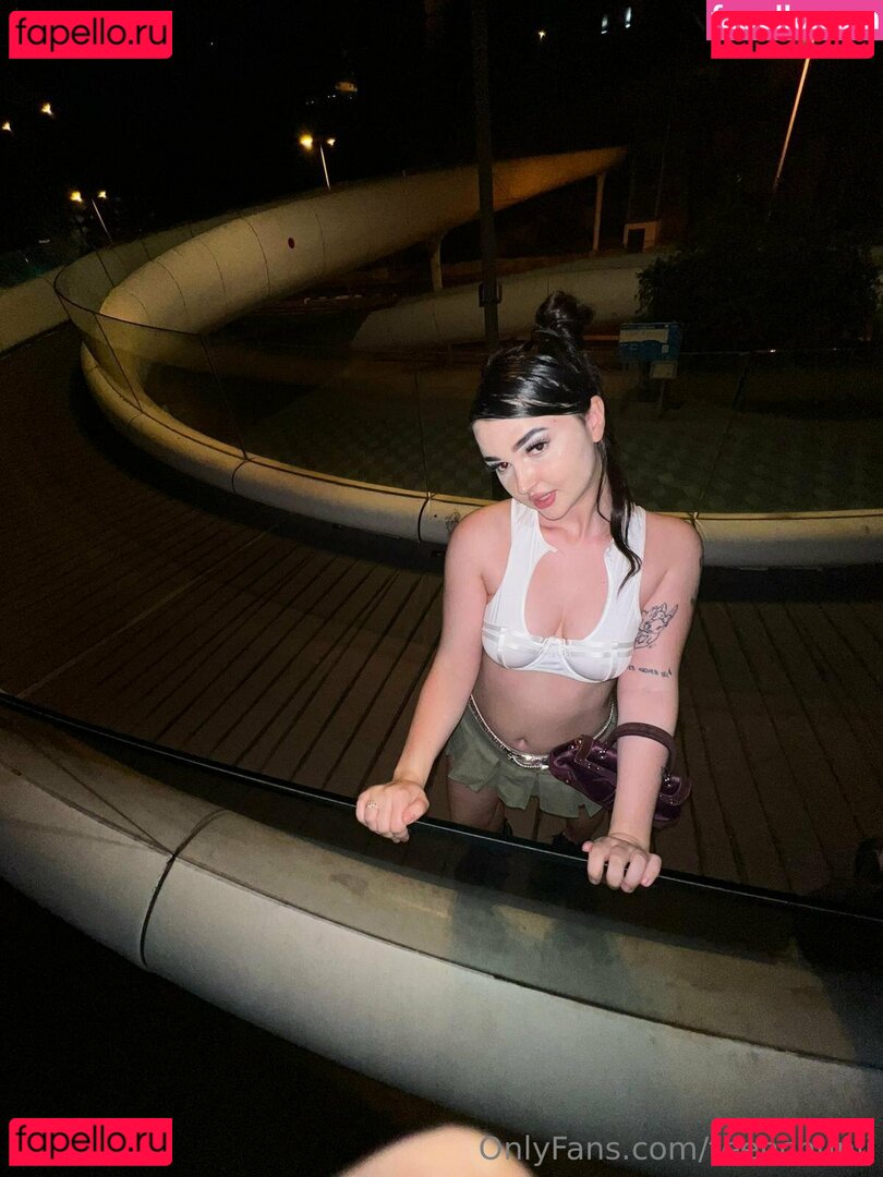 chunli_shawtyy / teenchunli Onlyfans Photo Gallery 