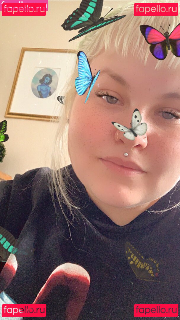 emmelinejamesfree / emmychamberlain__ Onlyfans Photo Gallery 