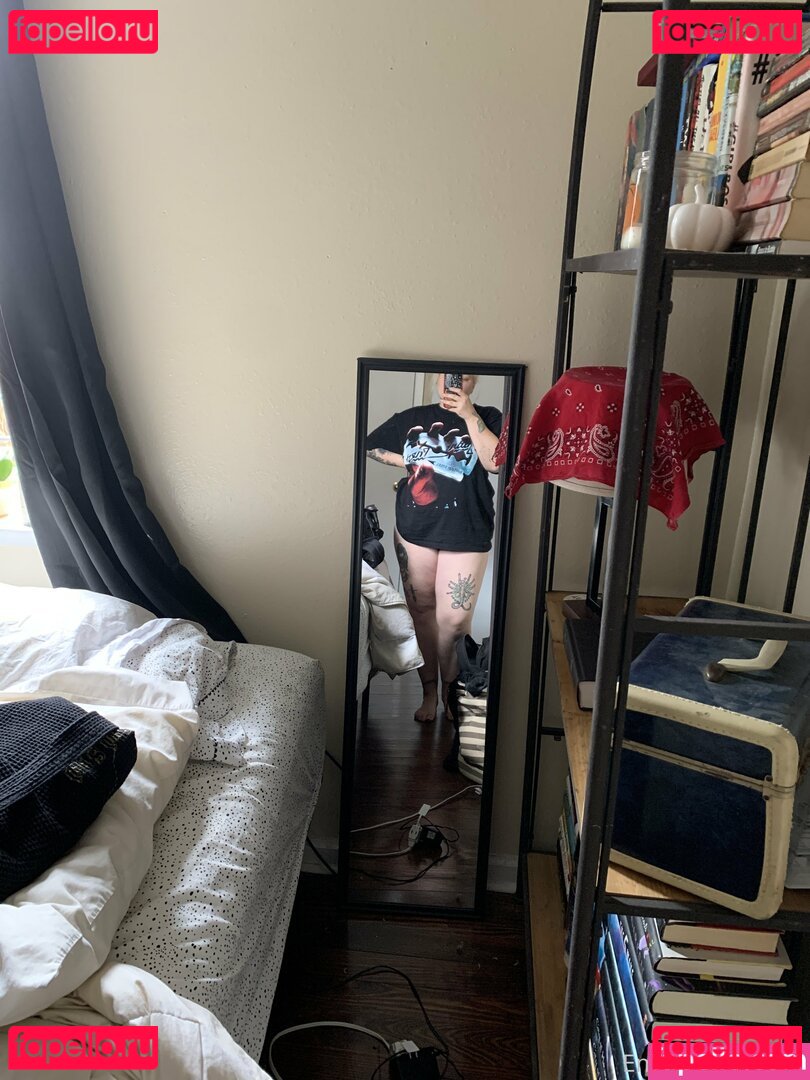 emmelinejamesfree / emmychamberlain__ Onlyfans Photo Gallery 