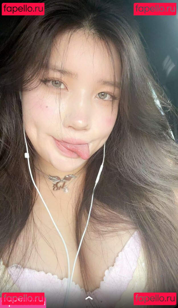 Hannah Kim | / Hannahkae27 Onlyfans Photo Gallery 