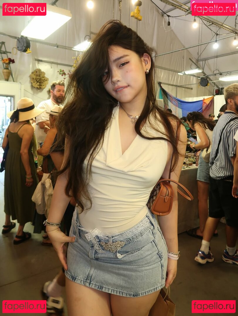 Hannah Kim | / Hannahkae27 Onlyfans Photo Gallery 