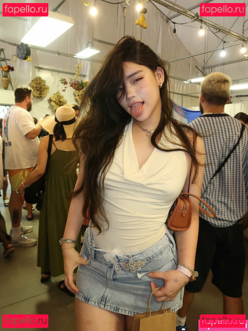 Hannah Kim | / Hannahkae27 Onlyfans Photo Gallery 