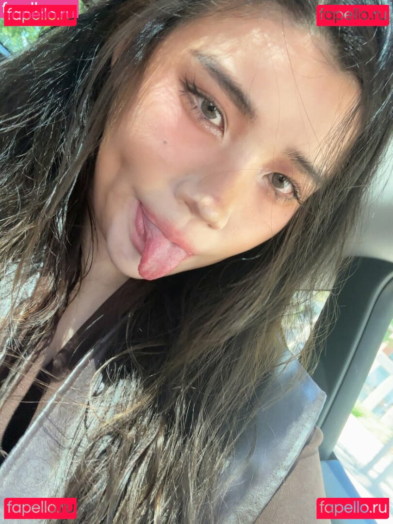 Hannah Kim | / Hannahkae27 Onlyfans Photo Gallery 