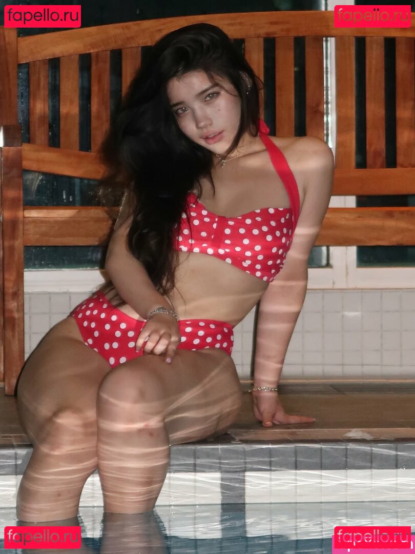 Hannah Kim | / Hannahkae27 Onlyfans Photo Gallery 